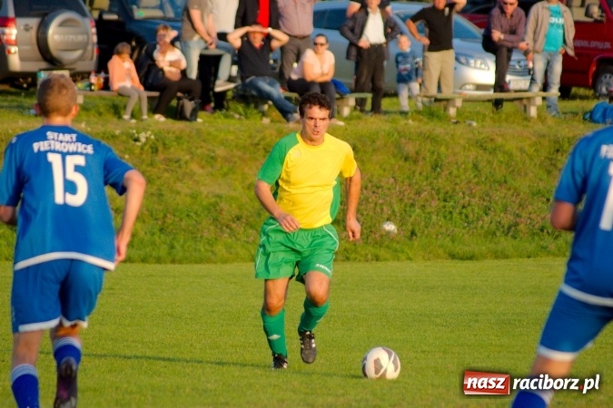 Zdjęcie w galerii na portalu naszraciborz.pl: Wygrana Startu Pietrowice. Ogromny pech Brzezia wiadomości z regionu