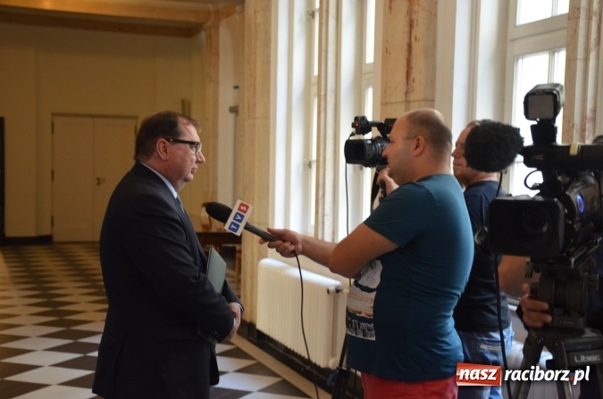 Zdjęcie w galerii na portalu naszraciborz.pl: Podsumowanie pilotażowego Programu likwidacji niskiej emisji  wiadomości z regionu