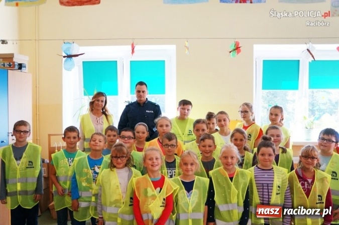 Zdjęcie w galerii na portalu naszraciborz.pl: Mundurowi na spotkaniu w Brzeźnicy  wiadomości z regionu