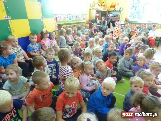 Zdjęcie w galerii na portalu naszraciborz.pl: Maluchy w Nędzy pasowane na przedszkolaka  wiadomości z regionu