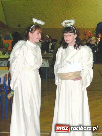 Zdjęcie w galerii na portalu naszraciborz.pl: Rodzinny Festyn Mikołajkowy wiadomości z regionu