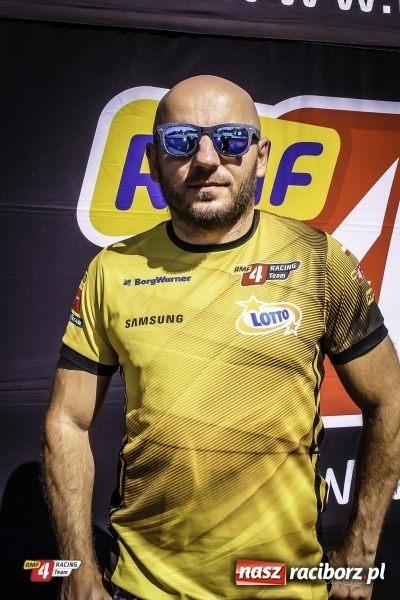 Zdjęcie w galerii na portalu naszraciborz.pl: Postawiłem wszystko na jedną kartę, żeby robić w życiu to, o czym zawsze marzyłem - wywiad z Rafałem Płuciennikiem wiadomości z regionu