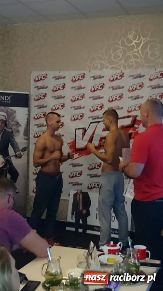 Zdjęcie w galerii na portalu naszraciborz.pl: Adam Witkowski zwycięża na gali MMA w Ostrawie  wiadomości z regionu