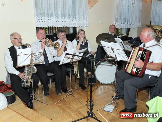 Zdjęcie w galerii na portalu naszraciborz.pl: Tworkowskie biesiadowanie wiadomości z regionu