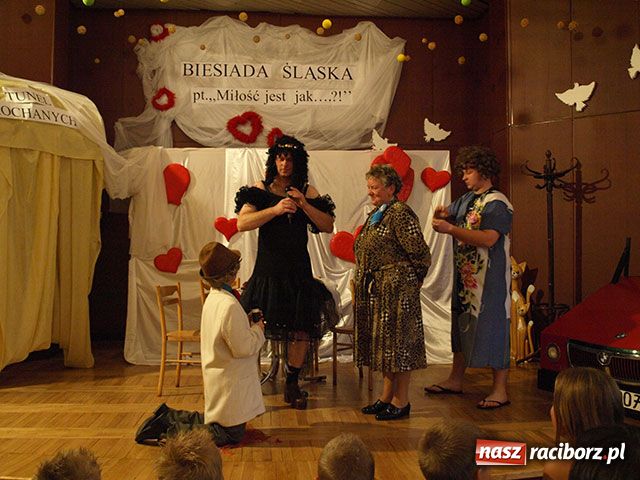 Zdjęcie w galerii na portalu naszraciborz.pl: Tworkowskie biesiadowanie wiadomości z regionu