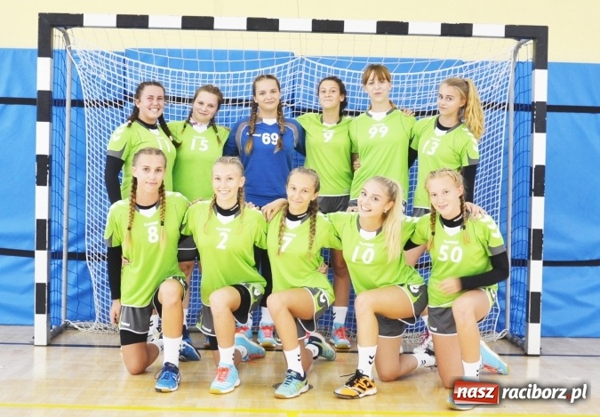 Zdjęcie w galerii na portalu naszraciborz.pl: Udany początek sezonu szczypiornistek z Pietrowic Wielkich  wiadomości z regionu