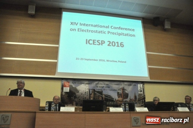 Zdjęcie w galerii na portalu naszraciborz.pl: Międzynarodowa konferencja na temat odpylania spalin z udziałem Rafako  wiadomości z regionu