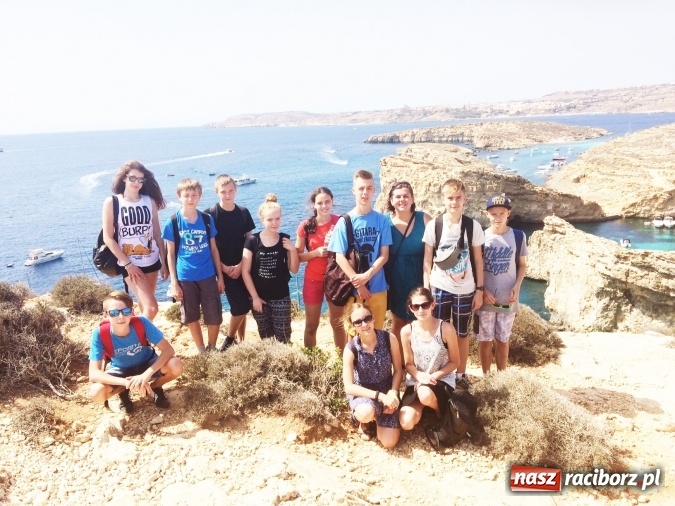 Zdjęcie w galerii na portalu naszraciborz.pl: Gimnazjaliści z Pietrowic Wielkich na warsztatach językowych na Malcie wiadomości z regionu