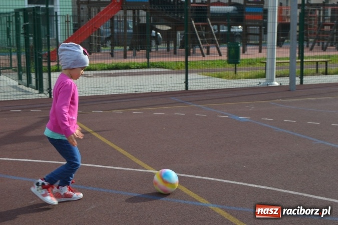 Zdjęcie w galerii na portalu naszraciborz.pl: Jesienna Spartakiada Przedszkolaków w Szkole Podstawowej nr 4  wiadomości z regionu