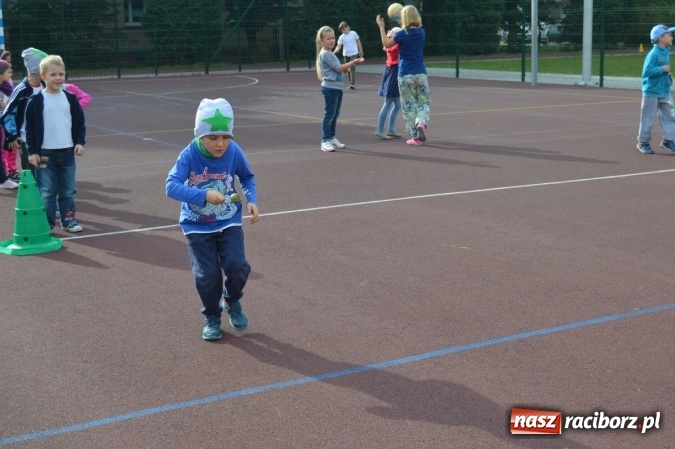 Zdjęcie w galerii na portalu naszraciborz.pl: Jesienna Spartakiada Przedszkolaków w Szkole Podstawowej nr 4  wiadomości z regionu