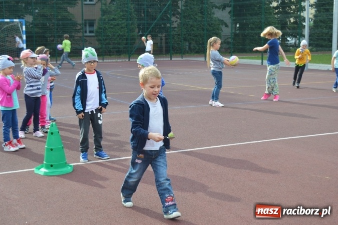 Zdjęcie w galerii na portalu naszraciborz.pl: Jesienna Spartakiada Przedszkolaków w Szkole Podstawowej nr 4  wiadomości z regionu