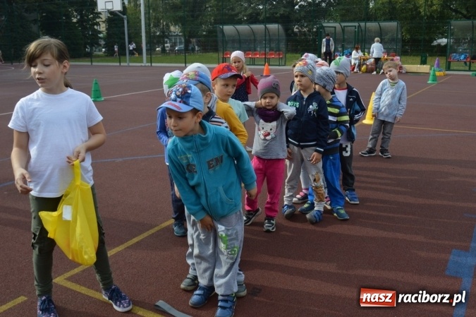 Zdjęcie w galerii na portalu naszraciborz.pl: Jesienna Spartakiada Przedszkolaków w Szkole Podstawowej nr 4  wiadomości z regionu