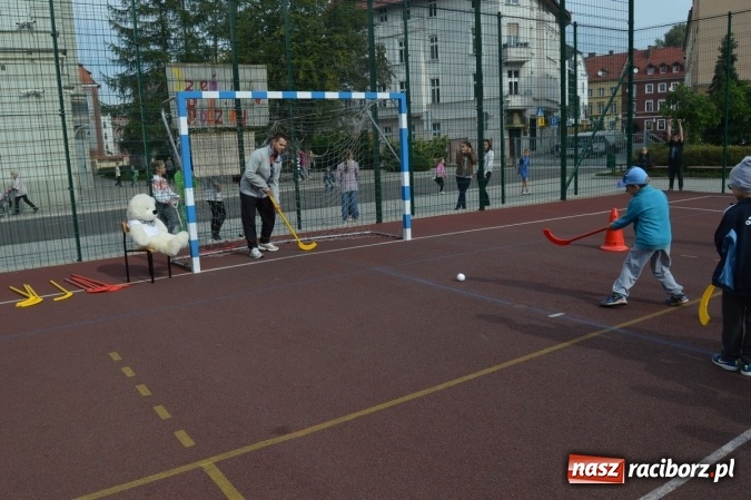 Zdjęcie w galerii na portalu naszraciborz.pl: Jesienna Spartakiada Przedszkolaków w Szkole Podstawowej nr 4  wiadomości z regionu