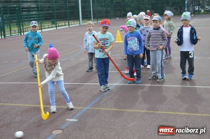 Zdjęcie w galerii na portalu naszraciborz.pl: Jesienna Spartakiada Przedszkolaków w Szkole Podstawowej nr 4  wiadomości z regionu