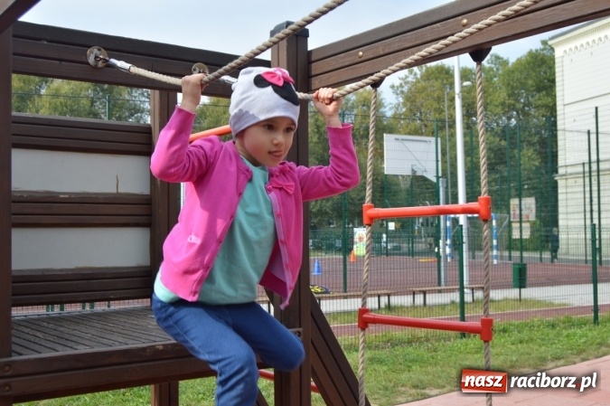 Zdjęcie w galerii na portalu naszraciborz.pl: Jesienna Spartakiada Przedszkolaków w Szkole Podstawowej nr 4  wiadomości z regionu
