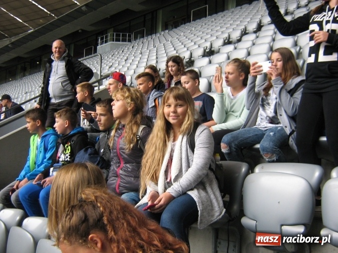 Zdjęcie w galerii na portalu naszraciborz.pl: Uczniowie Gimnazjum nr 3 i Szkoły Podstawowej nr 18 z wizytą w Roth wiadomości z regionu