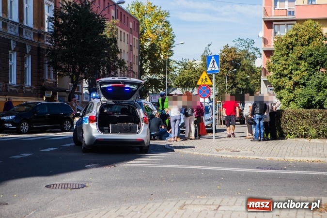 Zdjęcie w galerii na portalu naszraciborz.pl: Zdarzenie na Ogrodowej - 78-latka zasłabła na pasach wiadomości z regionu