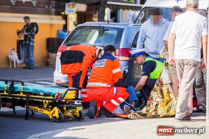 Zdjęcie w galerii na portalu naszraciborz.pl: Zdarzenie na Ogrodowej - 78-latka zasłabła na pasach wiadomości z regionu