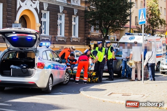 Zdjęcie w galerii na portalu naszraciborz.pl: Zdarzenie na Ogrodowej - 78-latka zasłabła na pasach wiadomości z regionu