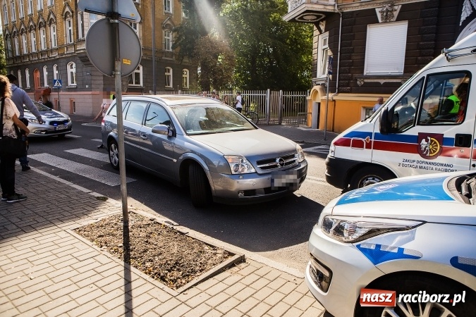 Zdjęcie w galerii na portalu naszraciborz.pl: Zdarzenie na Ogrodowej - 78-latka zasłabła na pasach wiadomości z regionu