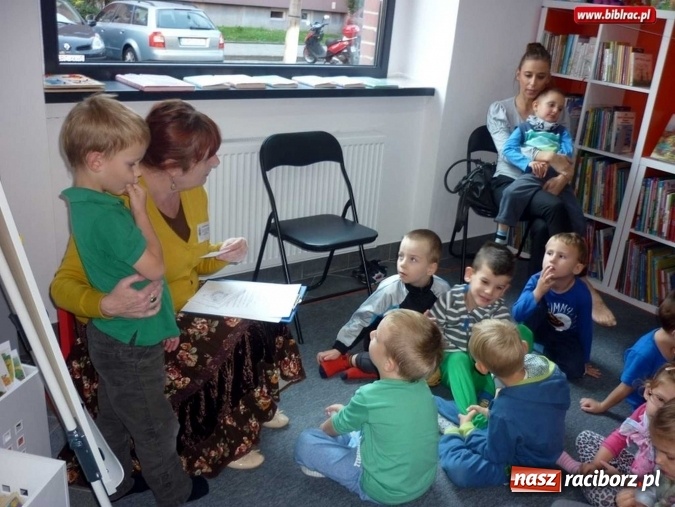 Zdjęcie w galerii na portalu naszraciborz.pl: Akademia Czytelnicza w Markowicach i tematyczne spotkania dla przedszkolaków na Ostrogu wiadomości z regionu