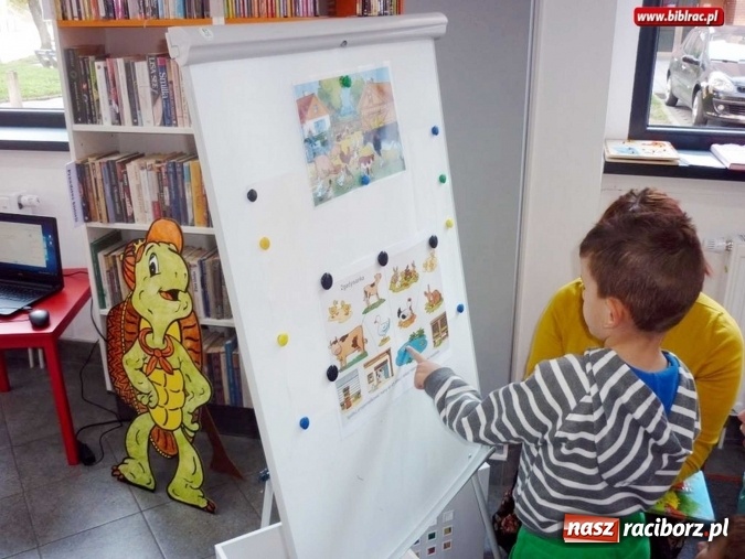 Zdjęcie w galerii na portalu naszraciborz.pl: Akademia Czytelnicza w Markowicach i tematyczne spotkania dla przedszkolaków na Ostrogu wiadomości z regionu