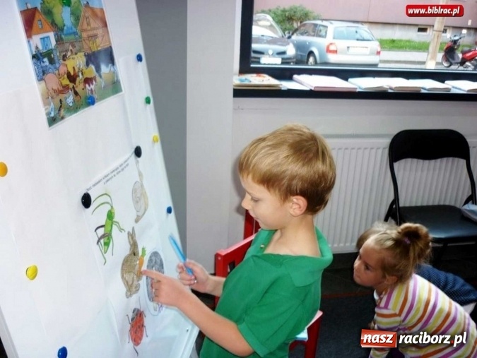 Zdjęcie w galerii na portalu naszraciborz.pl: Akademia Czytelnicza w Markowicach i tematyczne spotkania dla przedszkolaków na Ostrogu wiadomości z regionu