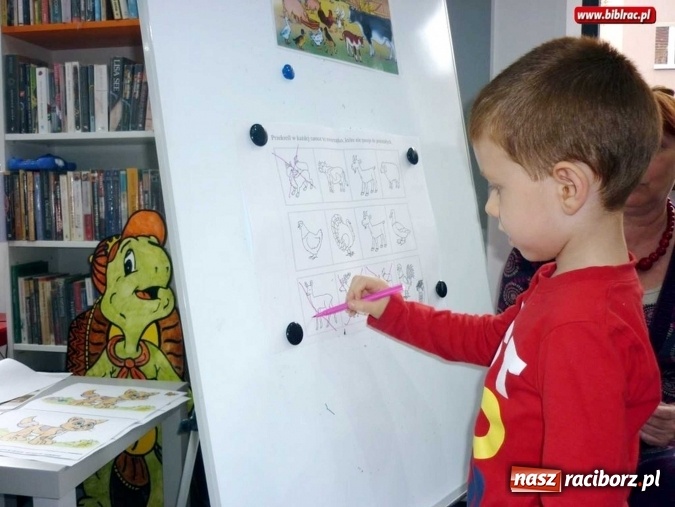 Zdjęcie w galerii na portalu naszraciborz.pl: Akademia Czytelnicza w Markowicach i tematyczne spotkania dla przedszkolaków na Ostrogu wiadomości z regionu