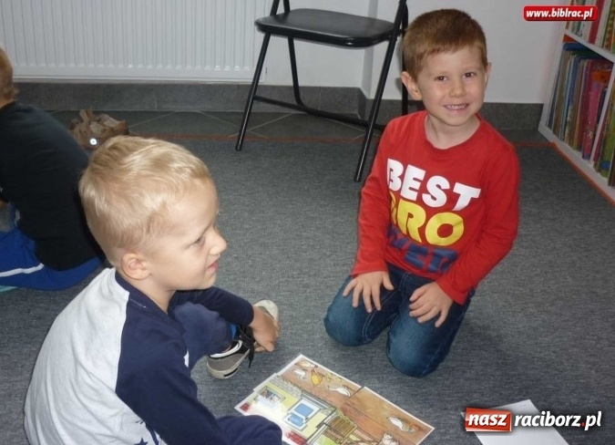 Zdjęcie w galerii na portalu naszraciborz.pl: Akademia Czytelnicza w Markowicach i tematyczne spotkania dla przedszkolaków na Ostrogu wiadomości z regionu