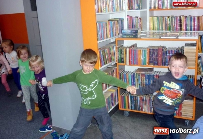 Zdjęcie w galerii na portalu naszraciborz.pl: Akademia Czytelnicza w Markowicach i tematyczne spotkania dla przedszkolaków na Ostrogu wiadomości z regionu