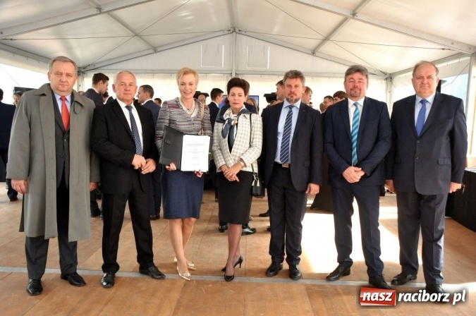 Zdjęcie w galerii na portalu naszraciborz.pl: RAFAKO podpisało kontrakt na budowę bloku kogeneracyjnego w elektrociepłowni w Wilnie wiadomości z regionu