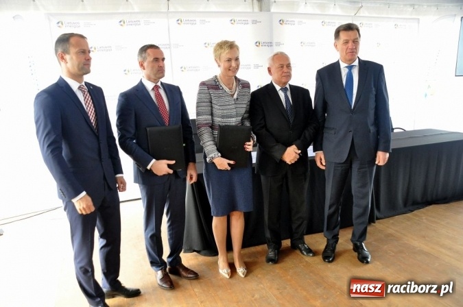 Zdjęcie w galerii na portalu naszraciborz.pl: RAFAKO podpisało kontrakt na budowę bloku kogeneracyjnego w elektrociepłowni w Wilnie wiadomości z regionu