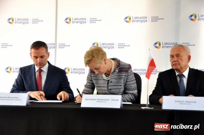 Zdjęcie w galerii na portalu naszraciborz.pl: RAFAKO podpisało kontrakt na budowę bloku kogeneracyjnego w elektrociepłowni w Wilnie wiadomości z regionu