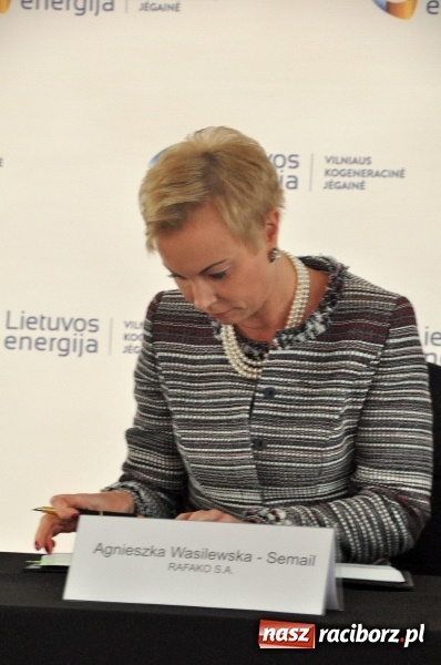 Zdjęcie w galerii na portalu naszraciborz.pl: RAFAKO podpisało kontrakt na budowę bloku kogeneracyjnego w elektrociepłowni w Wilnie wiadomości z regionu