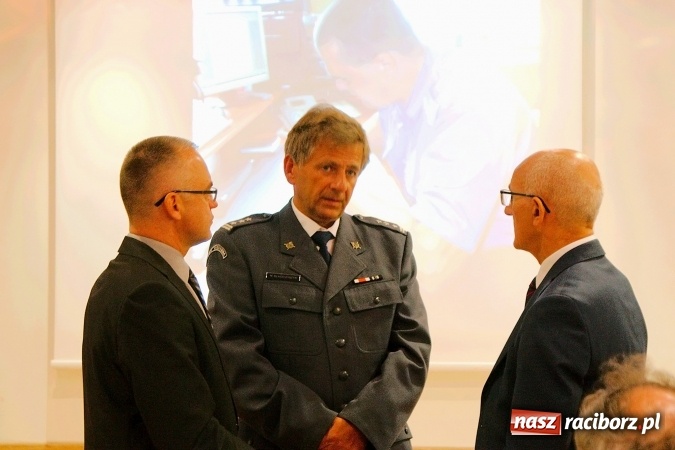 Zdjęcie w galerii na portalu naszraciborz.pl: Tradycja i Nowoczesność. Służba więzienna w XXI wieku. Seminarium edukacyjne na Zamku wiadomości z regionu