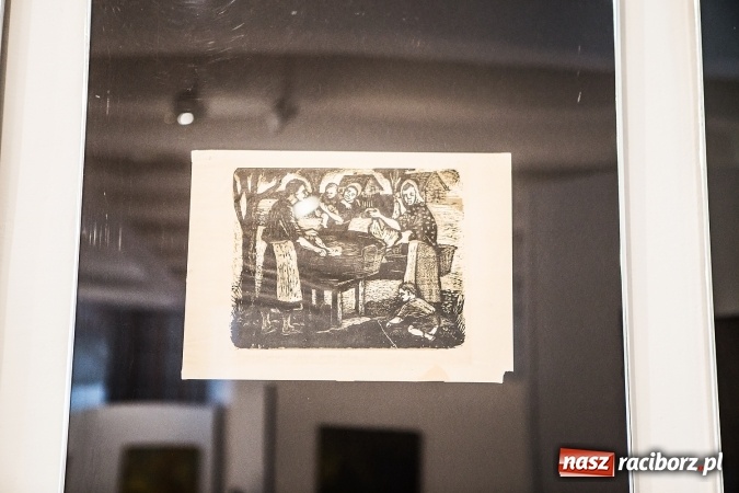 Zdjęcie w galerii na portalu naszraciborz.pl: Kobieta w sztuce – nowa wystawa w raciborskim Muzeum wiadomości z regionu