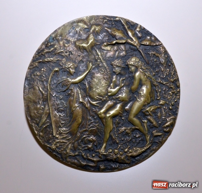 Zdjęcie w galerii na portalu naszraciborz.pl: Kobieta w sztuce – nowa wystawa w raciborskim Muzeum wiadomości z regionu