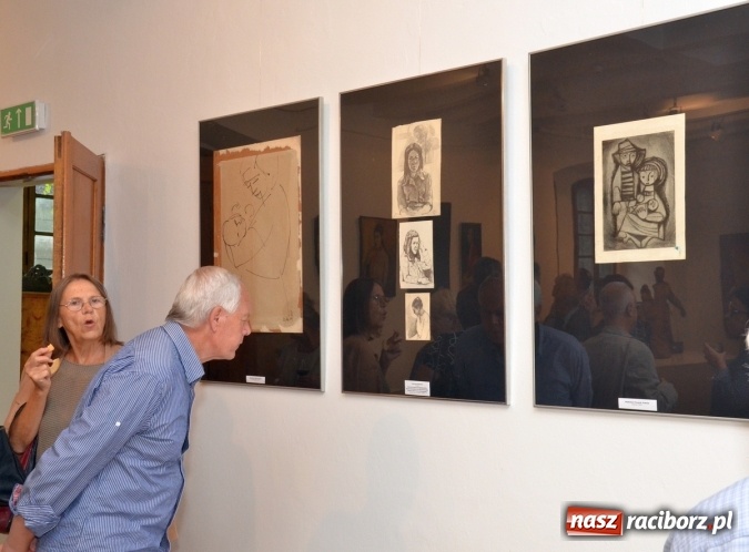 Zdjęcie w galerii na portalu naszraciborz.pl: Kobieta w sztuce – nowa wystawa w raciborskim Muzeum wiadomości z regionu