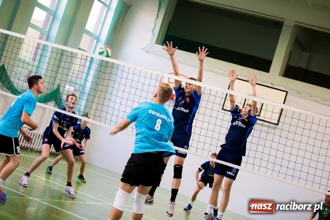 Zdjęcie w galerii na portalu naszraciborz.pl: Kadeci Ostrawy za mocni dla młodych Rafakowców wiadomości z regionu