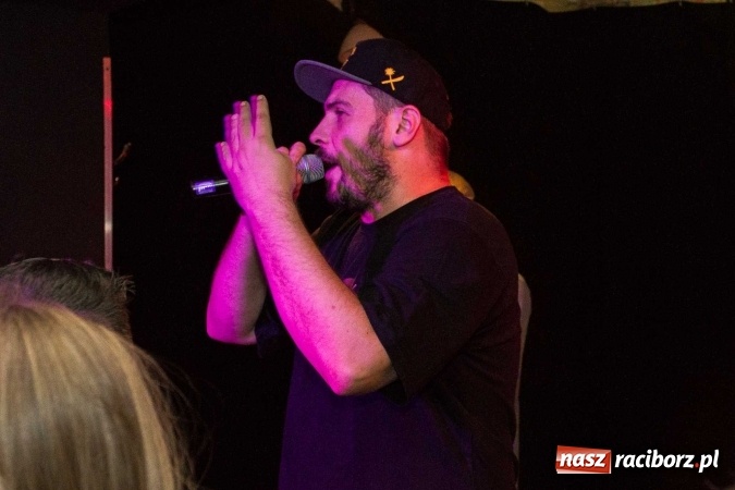 Zdjęcie w galerii na portalu naszraciborz.pl: O.S.T.R. wczoraj na Końcu Świata wiadomości z regionu