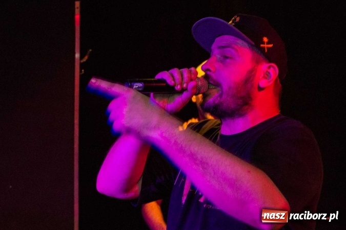 Zdjęcie w galerii na portalu naszraciborz.pl: O.S.T.R. wczoraj na Końcu Świata wiadomości z regionu