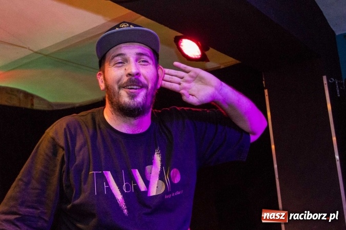 Zdjęcie w galerii na portalu naszraciborz.pl: O.S.T.R. wczoraj na Końcu Świata wiadomości z regionu