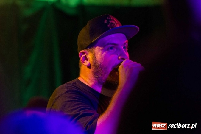 Zdjęcie w galerii na portalu naszraciborz.pl: O.S.T.R. wczoraj na Końcu Świata wiadomości z regionu