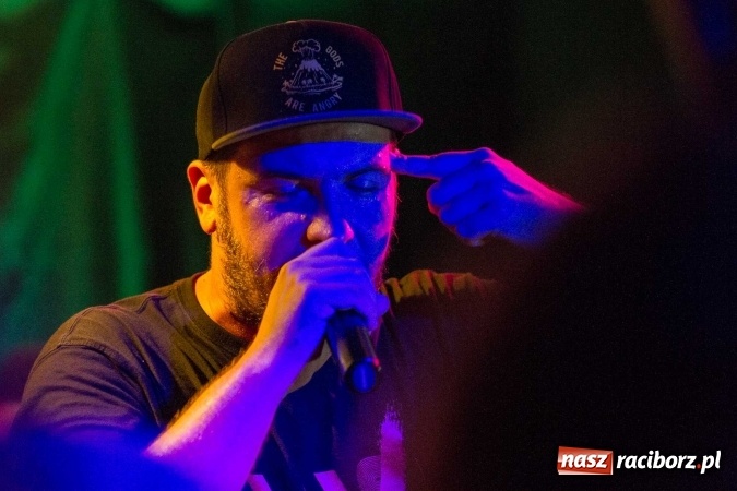 Zdjęcie w galerii na portalu naszraciborz.pl: O.S.T.R. wczoraj na Końcu Świata wiadomości z regionu