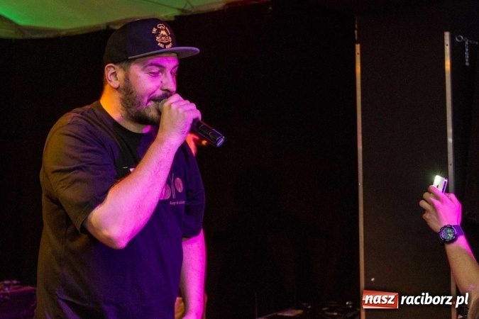 Zdjęcie w galerii na portalu naszraciborz.pl: O.S.T.R. wczoraj na Końcu Świata wiadomości z regionu