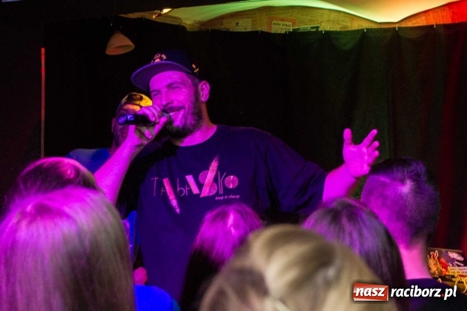Zdjęcie w galerii na portalu naszraciborz.pl: O.S.T.R. wczoraj na Końcu Świata wiadomości z regionu