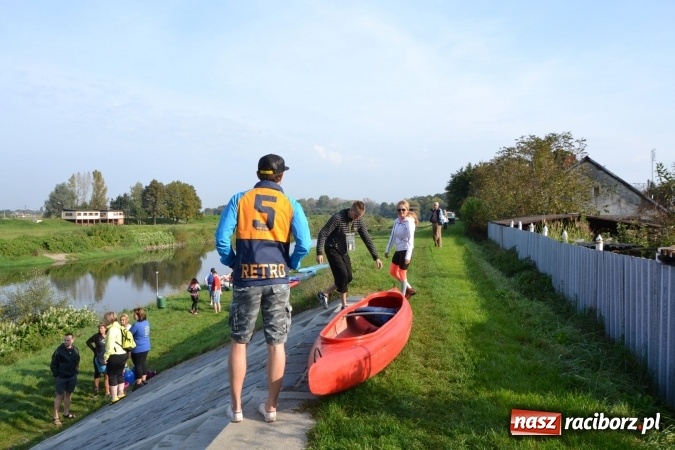 Zdjęcie w galerii na portalu naszraciborz.pl: Wodniacy zamknęli Meandry Odry wiadomości z regionu