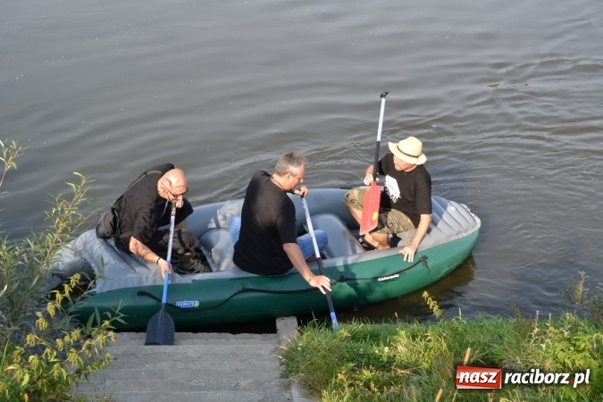 Zdjęcie w galerii na portalu naszraciborz.pl: Wodniacy zamknęli Meandry Odry wiadomości z regionu