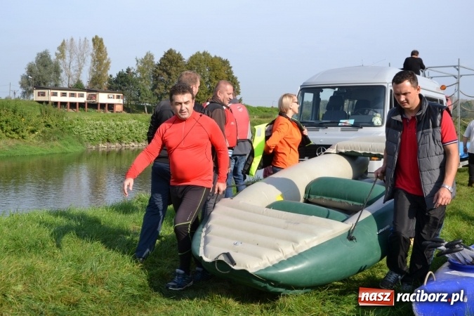 Zdjęcie w galerii na portalu naszraciborz.pl: Wodniacy zamknęli Meandry Odry wiadomości z regionu