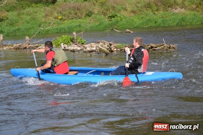 Zdjęcie w galerii na portalu naszraciborz.pl: Wodniacy zamknęli Meandry Odry wiadomości z regionu
